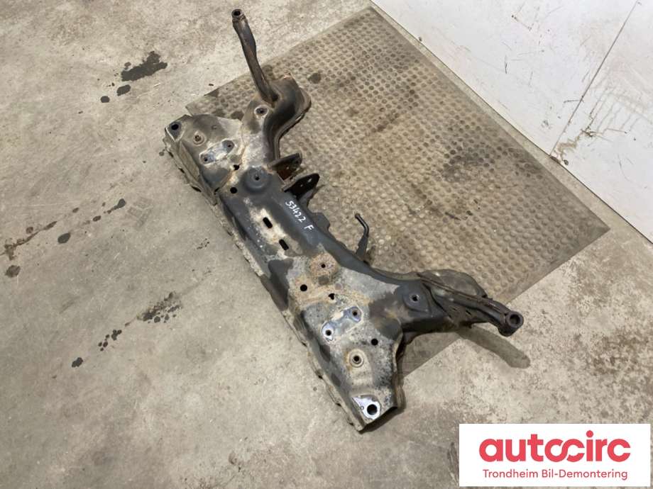 Travers foran hoved til Ford Fiesta 2013-2017 (Type VI, Fase 2)  (1758709|8V515019AD|)