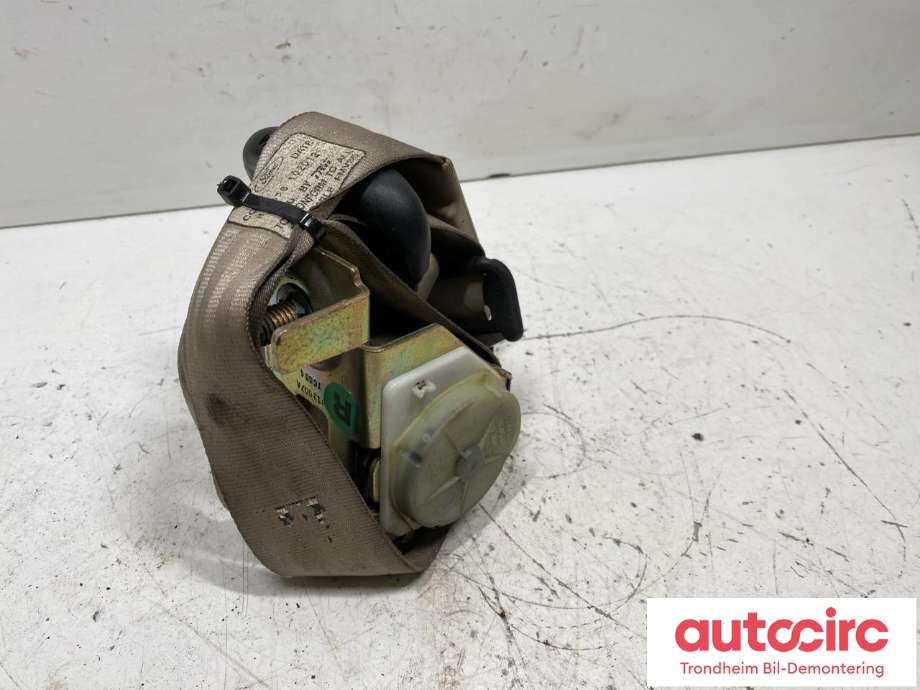 Sikkerhetsbelte bak midtre til Ford Excursion, 2000-2003  (YC3Z78600A38AAA|)