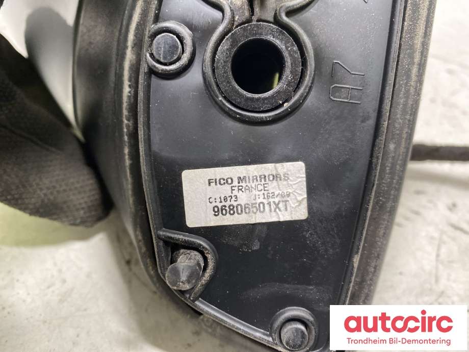 Speil høyre til Peugeot 207 2006-2012  (8149 ZH|)