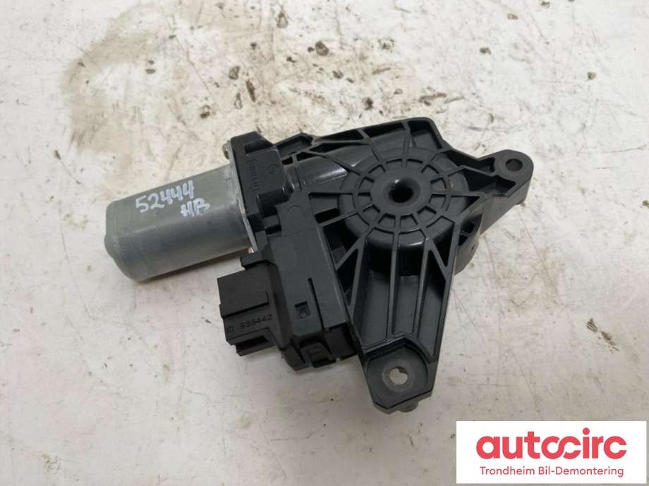 Ruteheis, kun motor, høyre bak til Mercedes B-Klasse 2011-2018 (W246) (W246) (BROSE|A2469063100|A2469063200|)