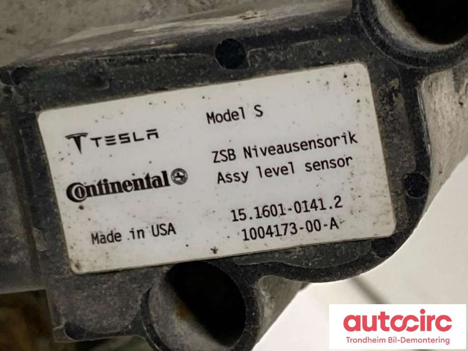 Sensor nivå, venstre bak til Tesla Model S 2013-2016 (Fase 1)  (...|1004173-00-A|)