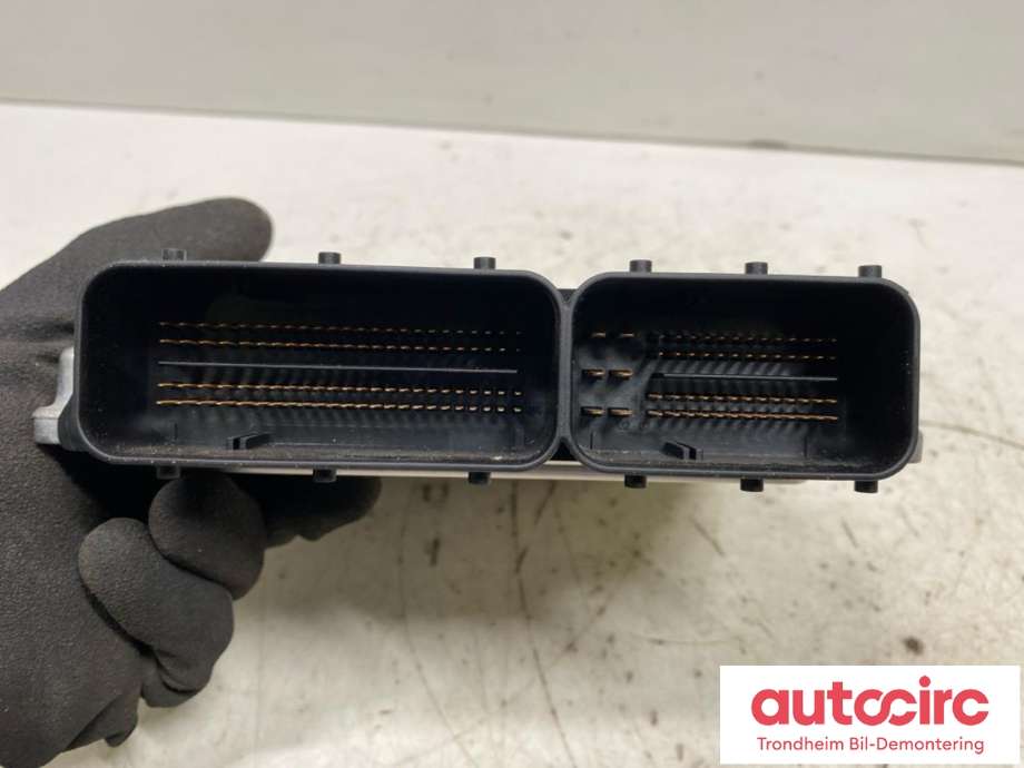 Styreenhet motor til BMW 3-Serie 2005-2011 (E90/E91/E92/E93) (E90/E91/E92/E93) (13 61 8 512 498|0 281 016 110|)