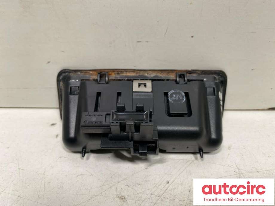 Bakluke/bakdør håndtak til BMW 3-Serie 2005-2011 (E90/E91/E92/E93) (E90/E91/E92/E93) (51 24 7 118 158|)