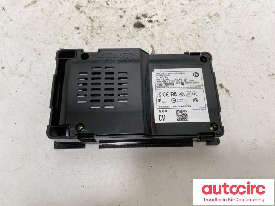 Dashbord trådløs mobillader til Kia EV6 2021-->> (...|95560CV000|)
