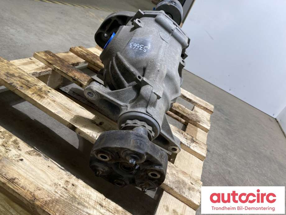 Kardang klokke bak til BMW 5-Serie 2010-2017 (F10/F11) (F10/F11) (33107584446|)