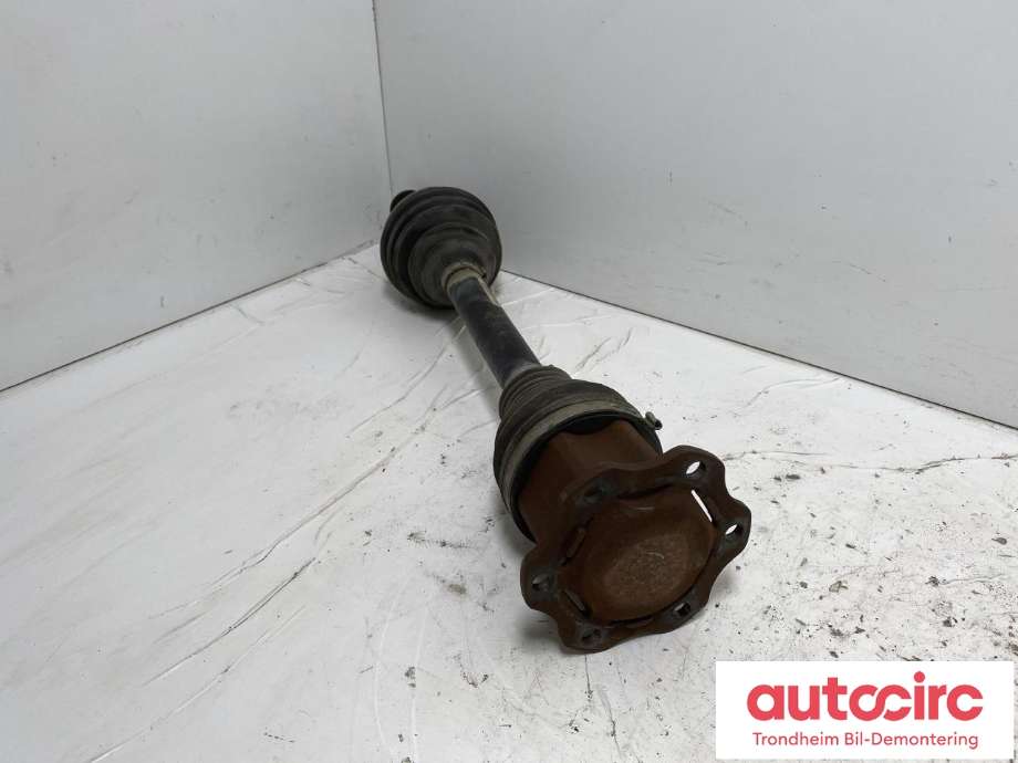 Drivaksel venstre foran, diesel/automat til Audi Q5 2008-2012 (Type I, Fase 1)  (8R0407271C|8R0407271CX|)