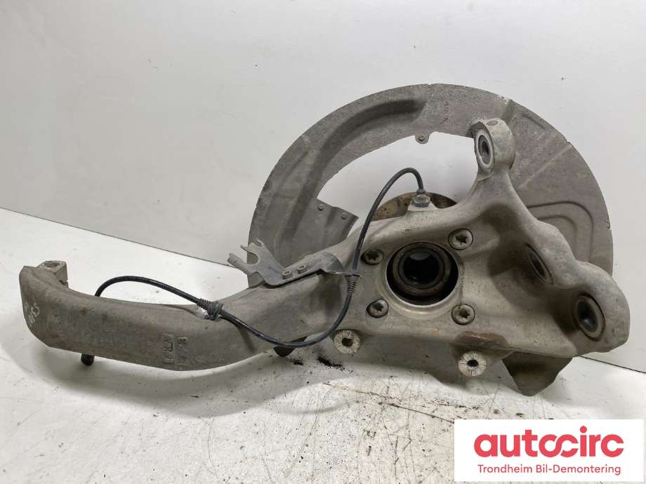 Hjulspindel venstre foran til BMW X5 2013-2018 (F15) (F15) (31 21 6 869 869|)
