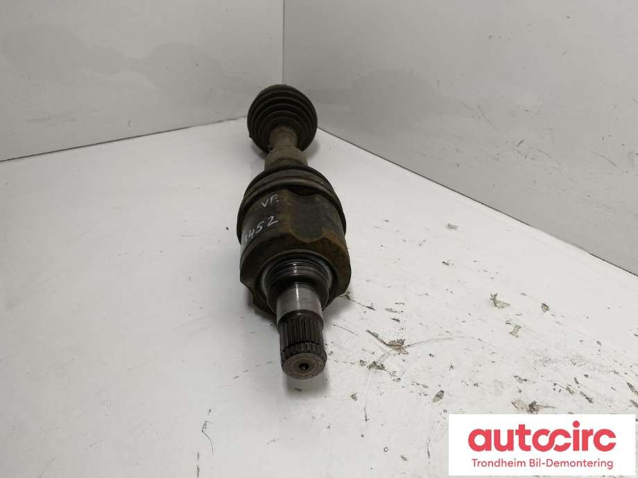 Drivaksel venstre foran, diesel/manuell til Mitsubishi Outlander 2012-2015 (Type III, Fase 1)  (3815A497|)