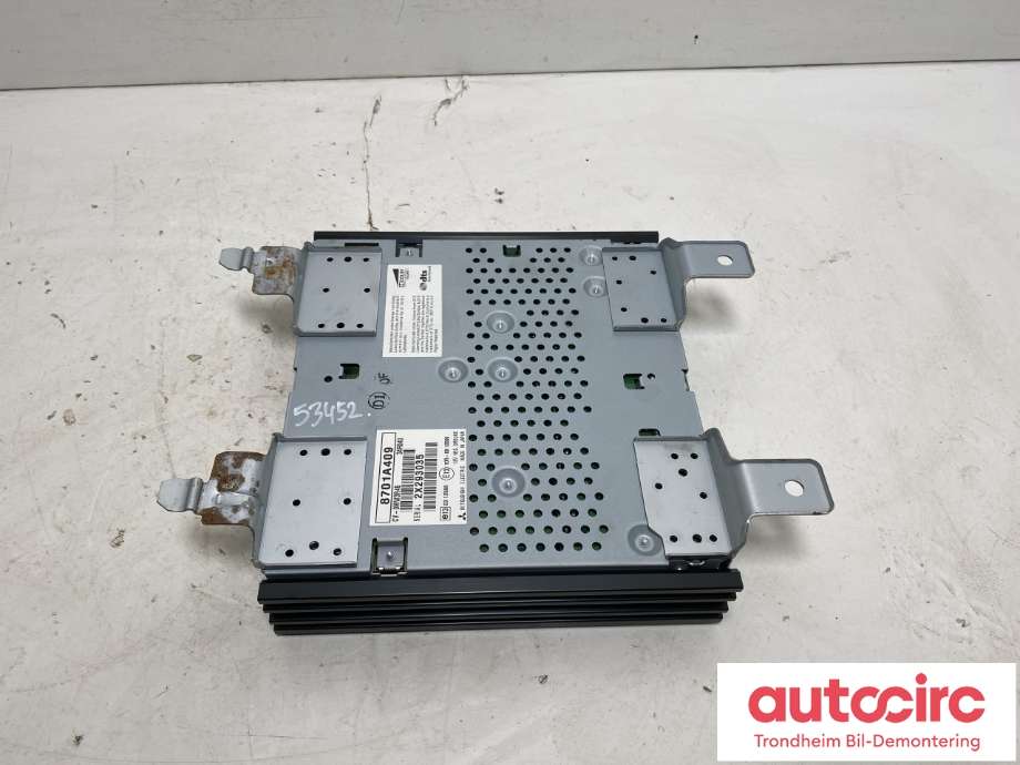 Bilstereo forsterker til Mitsubishi Outlander 2012-2015 (Type III, Fase 1)  (8701A409|)