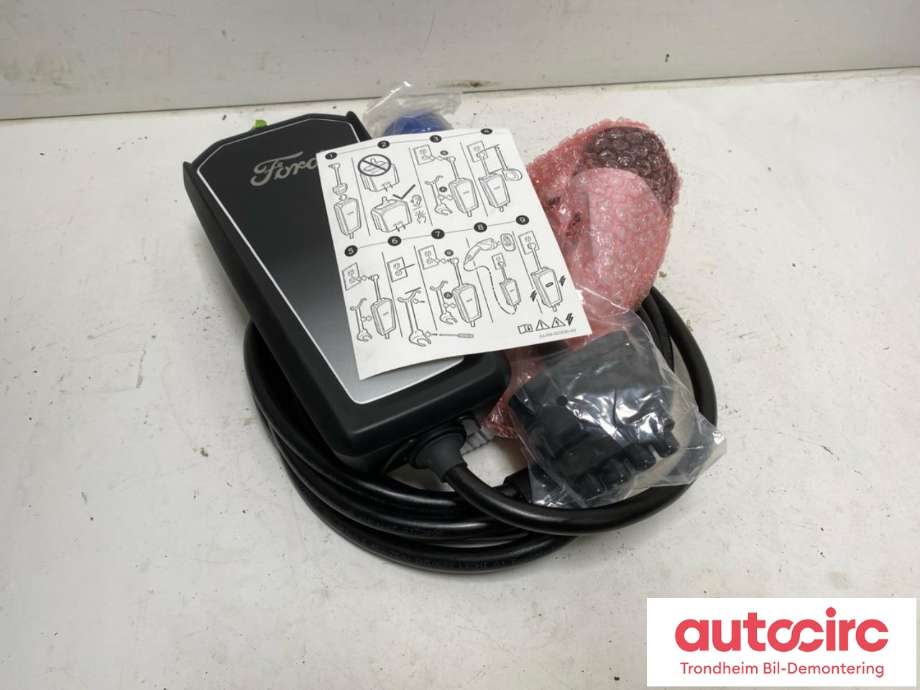 Batterilader kabel til Ford Mustang Mach-e 2020-->>  (BATTERILADER KABEL PAKKE|LJ98-10F888-CL|LJ98-10F868-BN|2763307)
