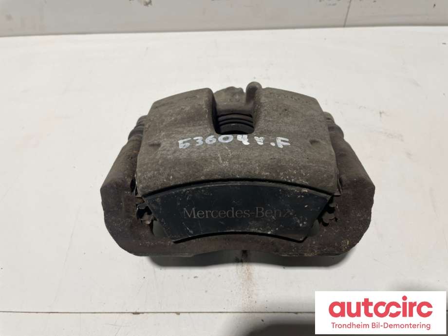 Bremsecaliper venstre foran til Mercedes C-Klasse, Coupe/Cab, 2011-2015 (C204) (C204) (A2044212581)
