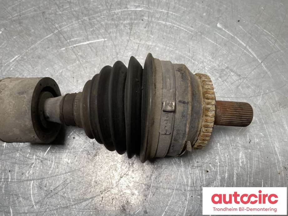 Drivaksel venstre foran, bensin/automat til Volvo S60 2000-2004 (Type I, Fase 1)  (8252033|8689210|)