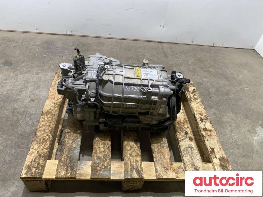 Motor elbil bak til Mercedes EQA 2021-->> (A2433408802|)