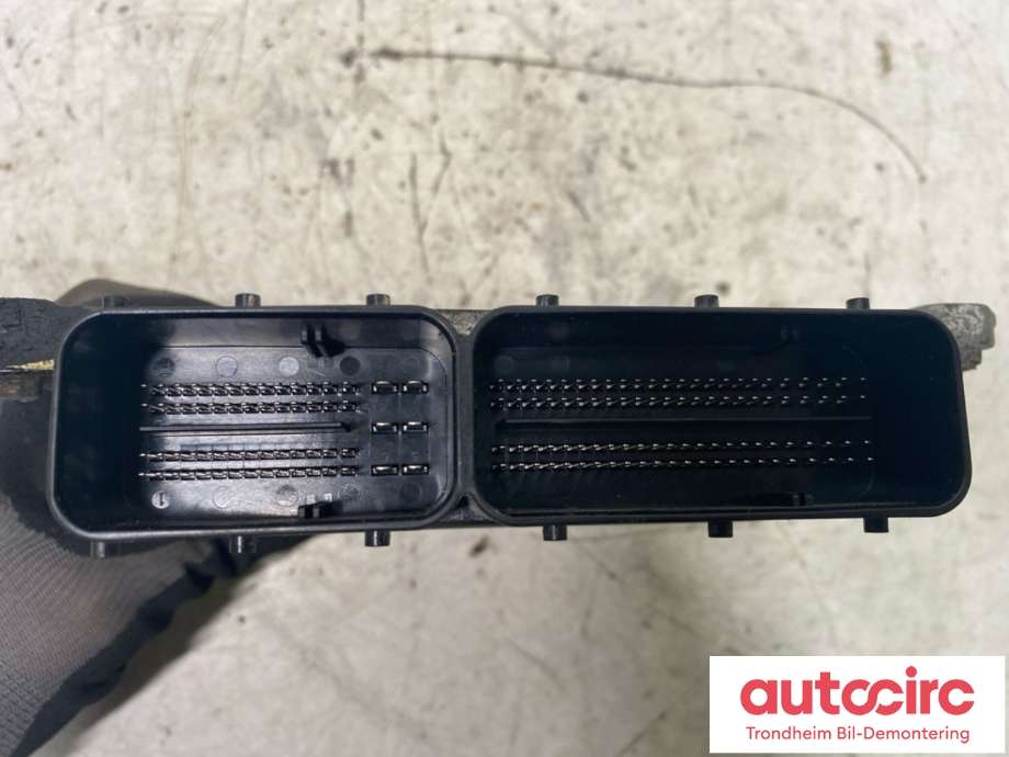 Styreenhet motor til Opel Astra J 2010-2015 (DENSO|55575082|55577647|)