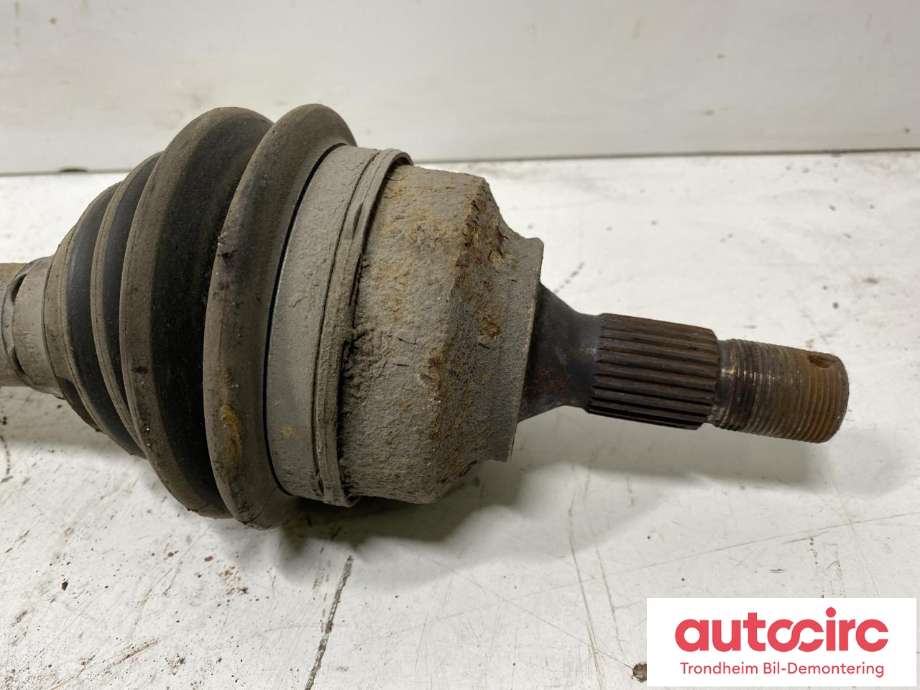 Drivaksel høyre foran, diesel/manuell til Peugeot 307 2005-2008 (Fase 2)  (9812781280|3273AE|1677686180)