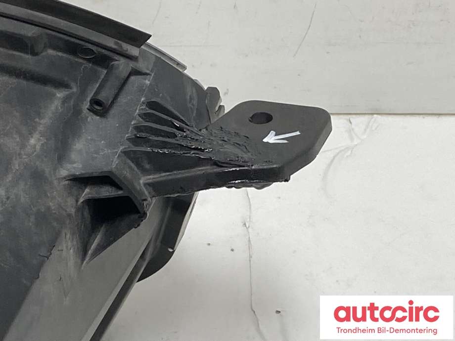 Frontlykt venstre halogen til Peugeot Expert 2016-->> (Type III) (9808572680|)