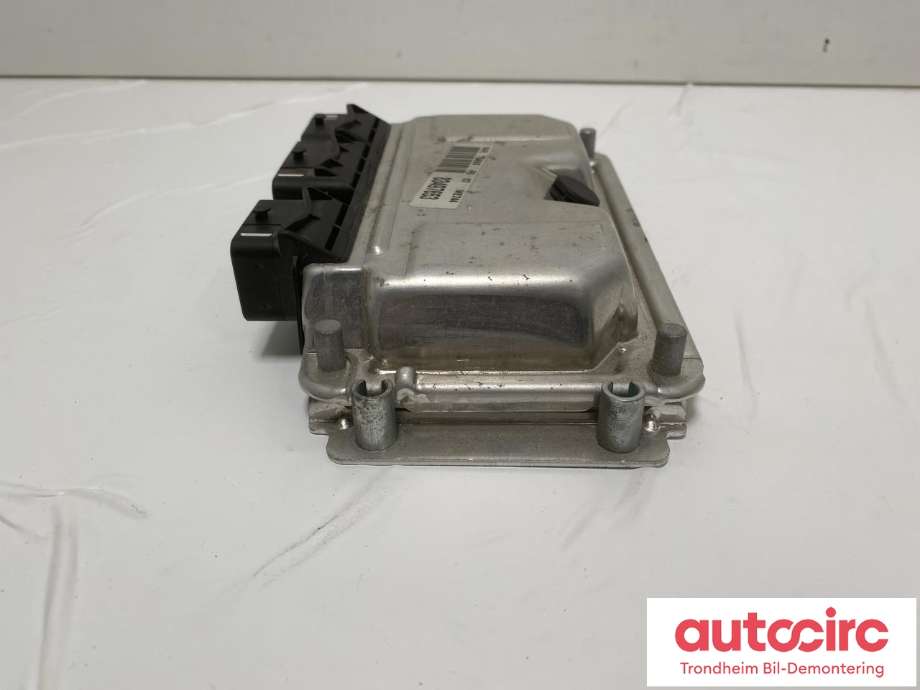 Styreenhet motor til Peugeot 307 2001-2004 (Fase 1)  (BOSCH|9650346180|0261206943|ME7.4.4)