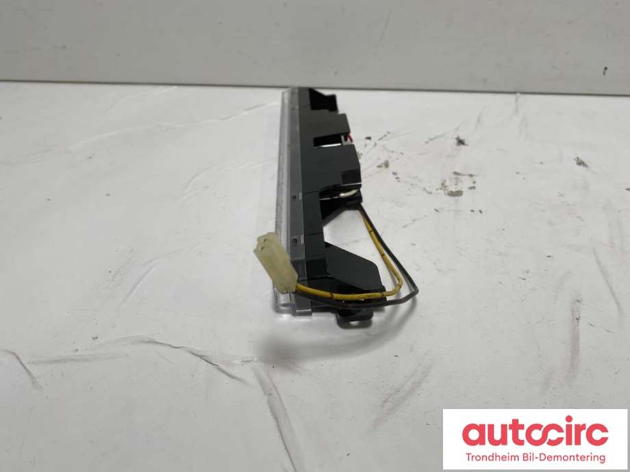 Baklykt bremselys bakrute til Subaru Forester 2008-2013 (Type III) (MITSUBA|VC02-113|)