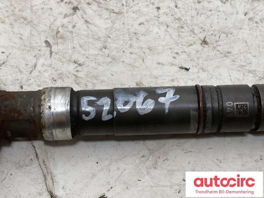 Dyse innsprøyting diesel til VW Transporter / Caravelle 2009-2015 (Fase 2) (T5) (T5) (03L130277C|03L130855BX|04451160353571)