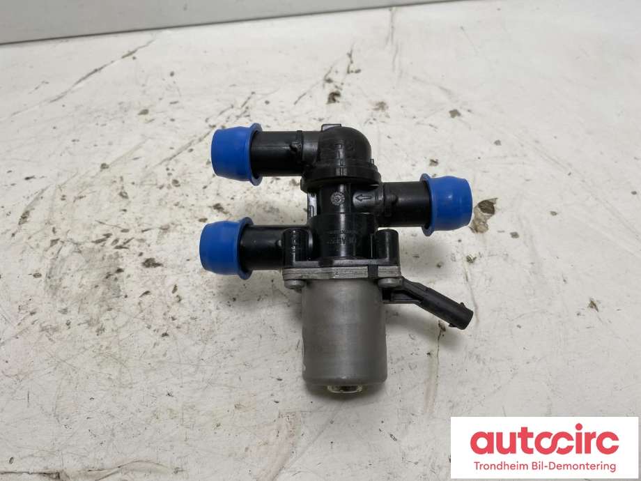 Ventil vann til Volvo XC40 2018-2024  (31684222|)