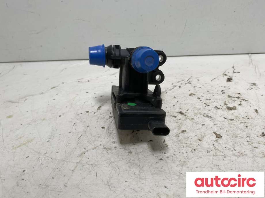Ventil vann til Volvo XC40 2018-2024  (32339142|)
