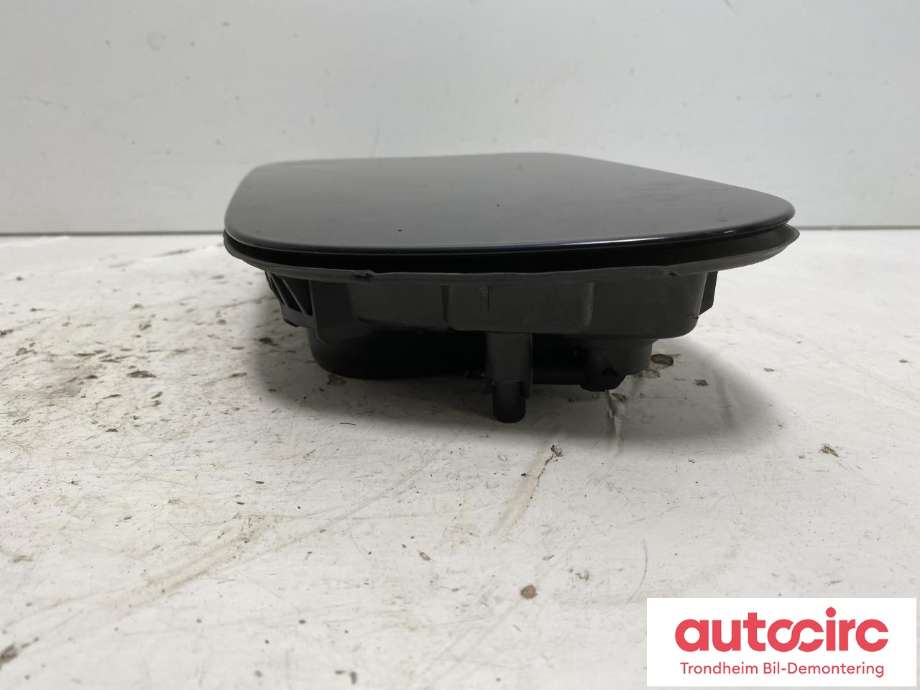 Ladeluke karosseri elbil til Volvo XC40 2018-2024  (VOLVO|32357683|31356737|)