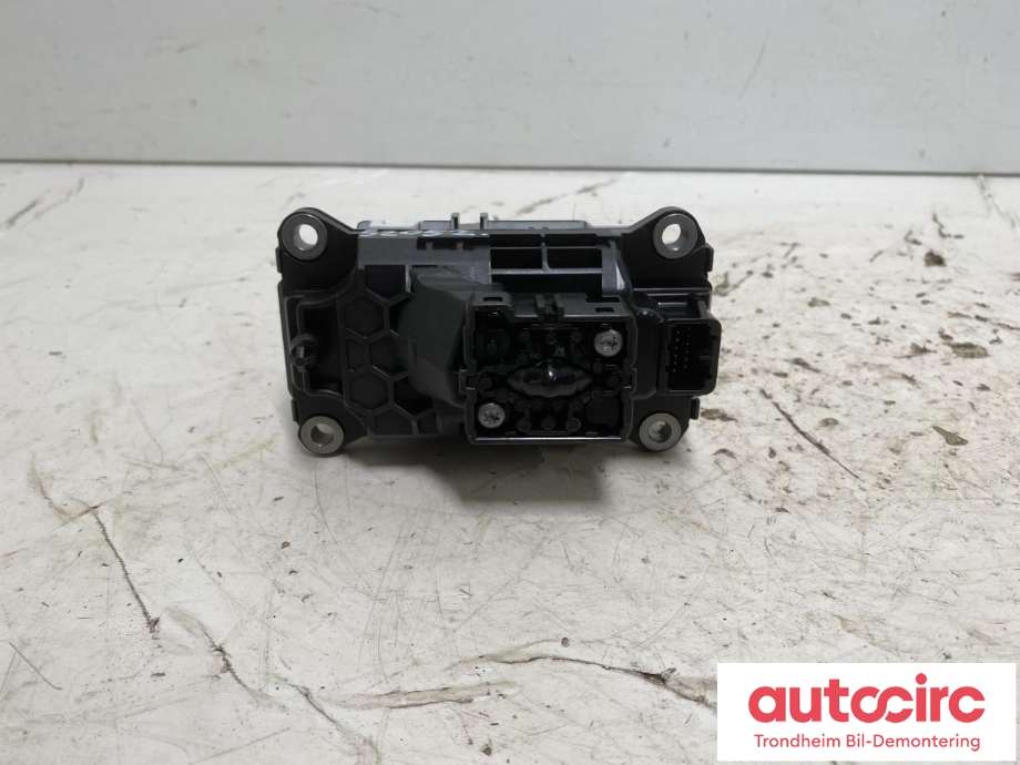 Girstang/girvelger automat til Volvo XC40 2018-2024  (32335827|)