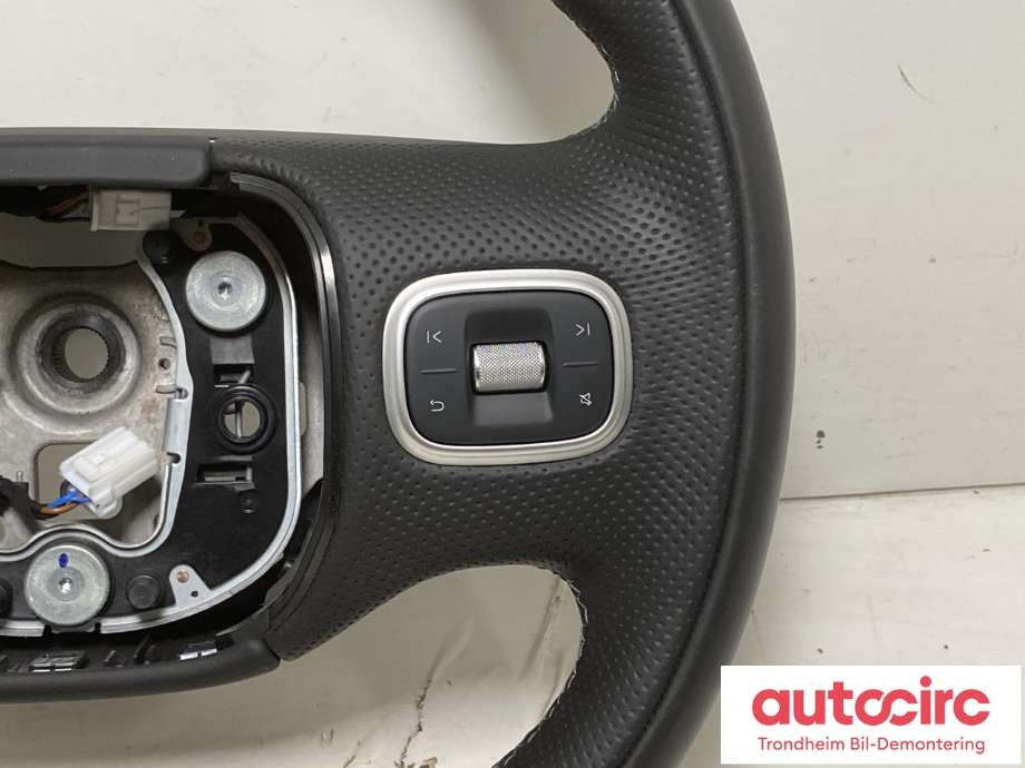 Ratt til XPeng G6 2023-->> (3420100FA2-T1-06|100003|)