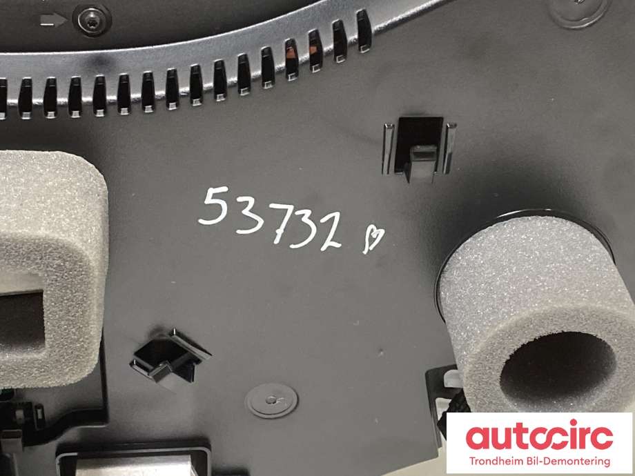 Multimedia display (MCU - Media Controller Unit) til Mercedes EQS SUV 2022-->> (X296) (X296) (A2979065403|A2979065504|)