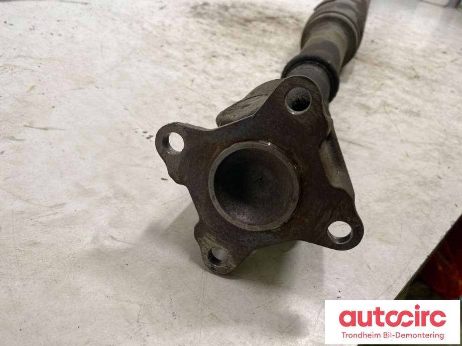 Mellomaksel bakre til Toyota Land Cruiser 120 2002-2009  (3711060A00|)