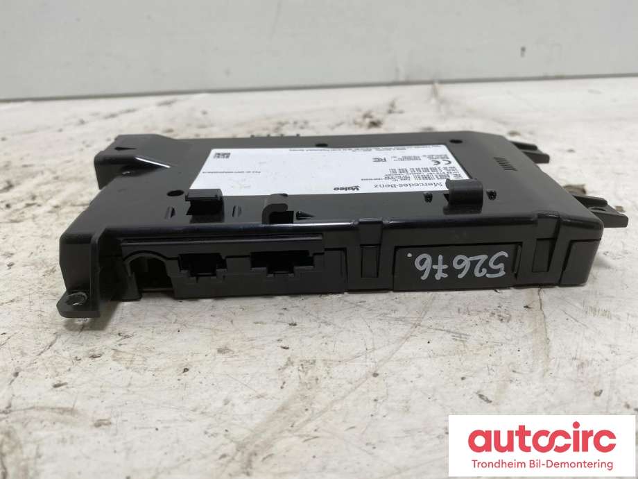 Dashbord trådløs mobillader til Mercedes EQC 2019-->> (VALEO|A2059008143|A 205 900 66 49|)