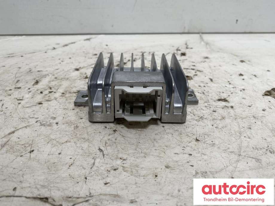 Styreenhet diverse til Mercedes EQC 2019-->>  (HARMAN AUTOMOTIVE|A2139005932|)