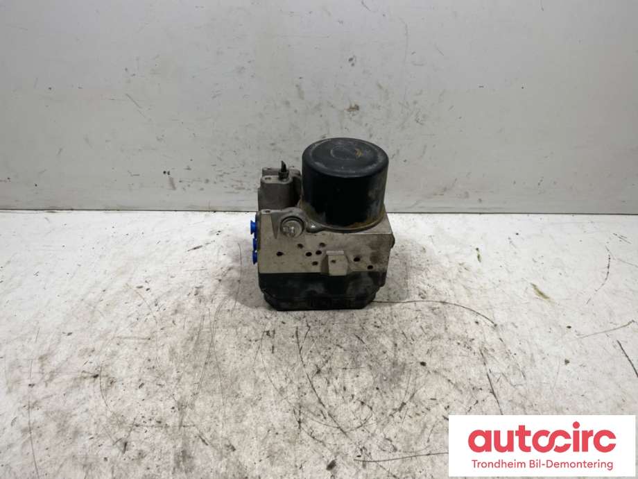 ABS sentral til Toyota RAV4 2006-2009 (Type III, Fase 1)  (4405042230|)