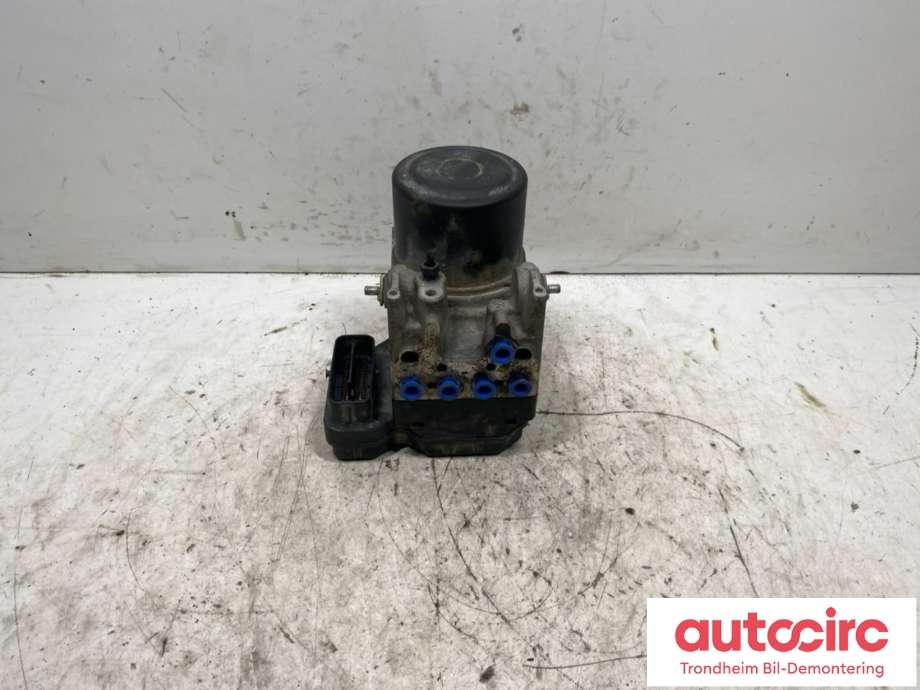 ABS sentral til Toyota RAV4 2006-2009 (Type III, Fase 1)  (4405042230|)
