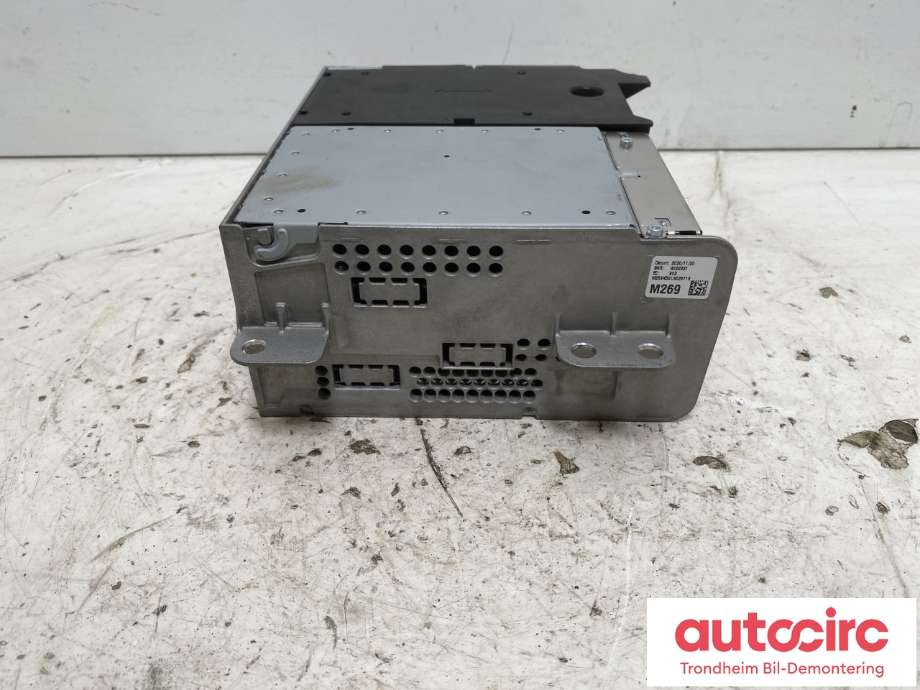 Bilstereo navigasjon til Mercedes EQC 2019-->>  (A2539003908|A 253 900 80 10|)