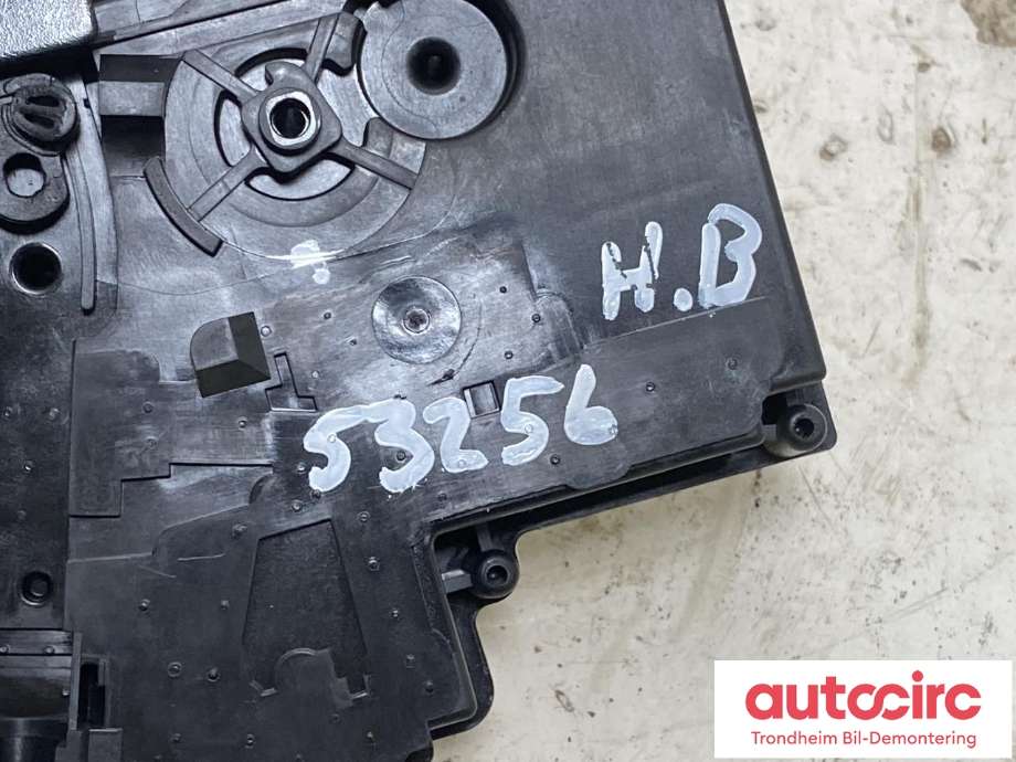 Låsekasse høyre bak til VW ID.7 2023-->>  (4N0 839 016 B|)