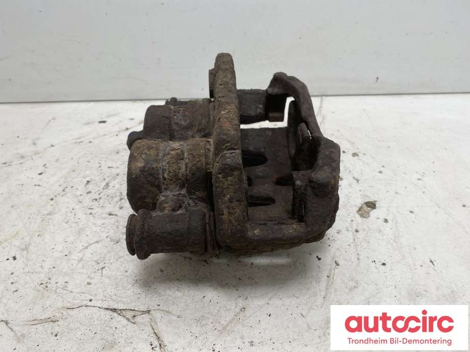 Bremsecaliper venstre foran til Mercedes Vito/Viano 2010-2014 (Fase 2) (W639) (W639) (A 004 420 27 83|A 004 420 53 83|A 447 420 76 00)