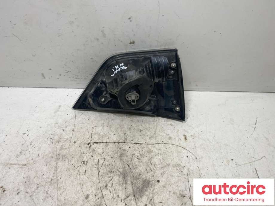 Baklykt høyre indre til Mitsubishi Outlander 2007-2010 (Type II, Fase 1)  (8331A006|)