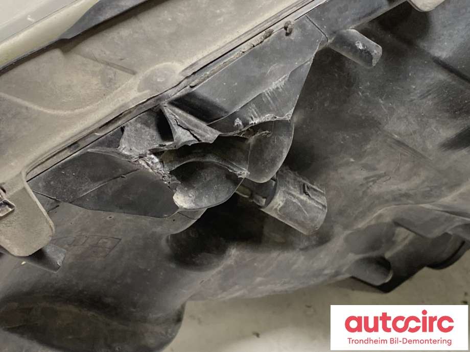 Frontlykt høyre xenon til Mercedes ML 2005-2011 (W164) (W164) (REDUSERT PRIS|A1648205461|A164820546164|)