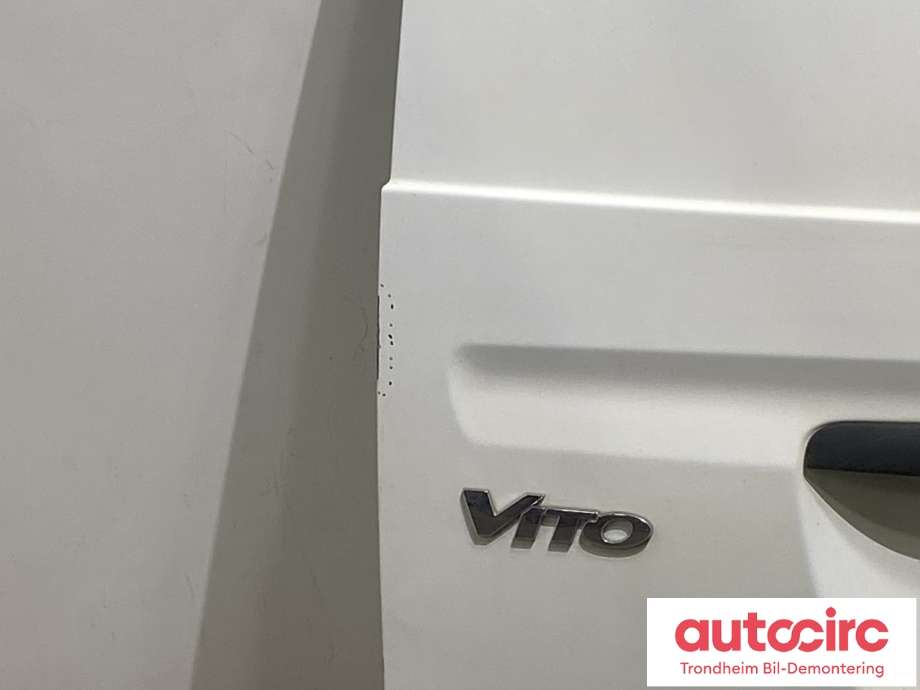 Bakluke til Mercedes Vito/Viano 2010-2014 (Fase 2) (W639) (W639) (A 639 740 04 01|)