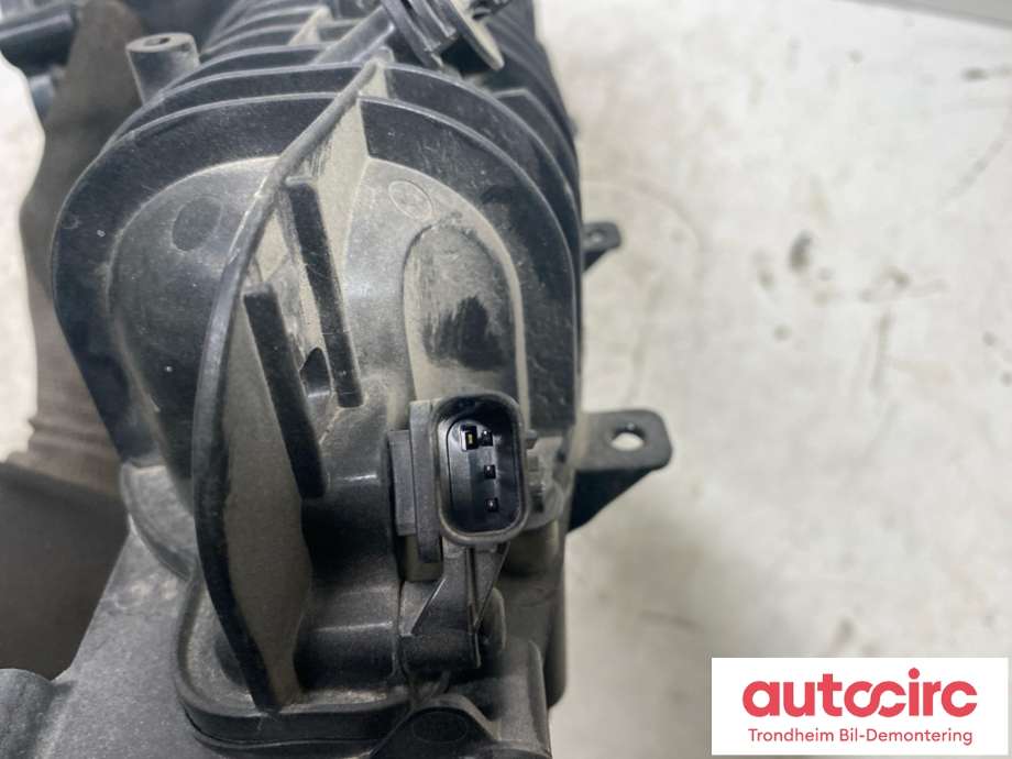 Manifold innsug til Volvo XC90 2015-2025 (Type II)  (32257808|)