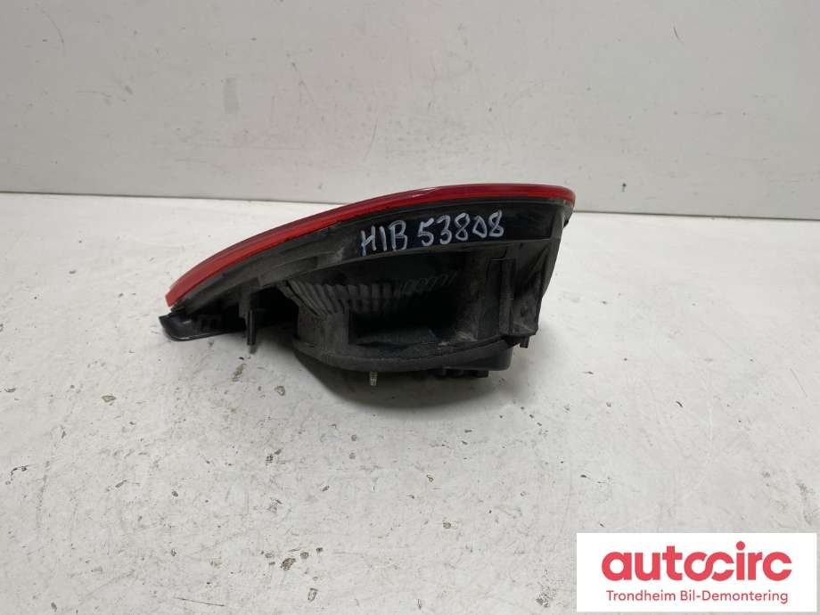 Baklykt høyre indre til VW Golf VI 2008-2012  (5K0945094AA|)