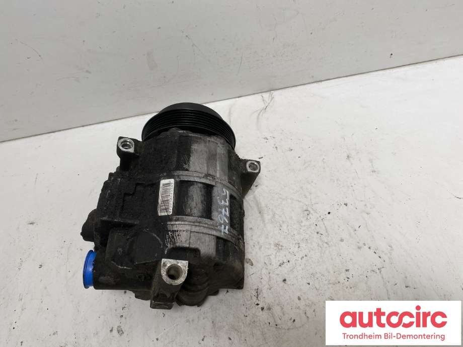 Aircondition kompressor til Mercedes Vito/Viano 2010-2014 (Fase 2) (W639) (W639) (VALEO|A0022307211|A 002 230 72 11 80|A 002 230 72 11 87)