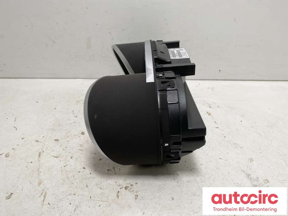 Instrumentpanel til Mercedes ML 2005-2011 (W164) (W164) (A 251 540 06 48|A 251 540 26 48|A 251 900 60 00)