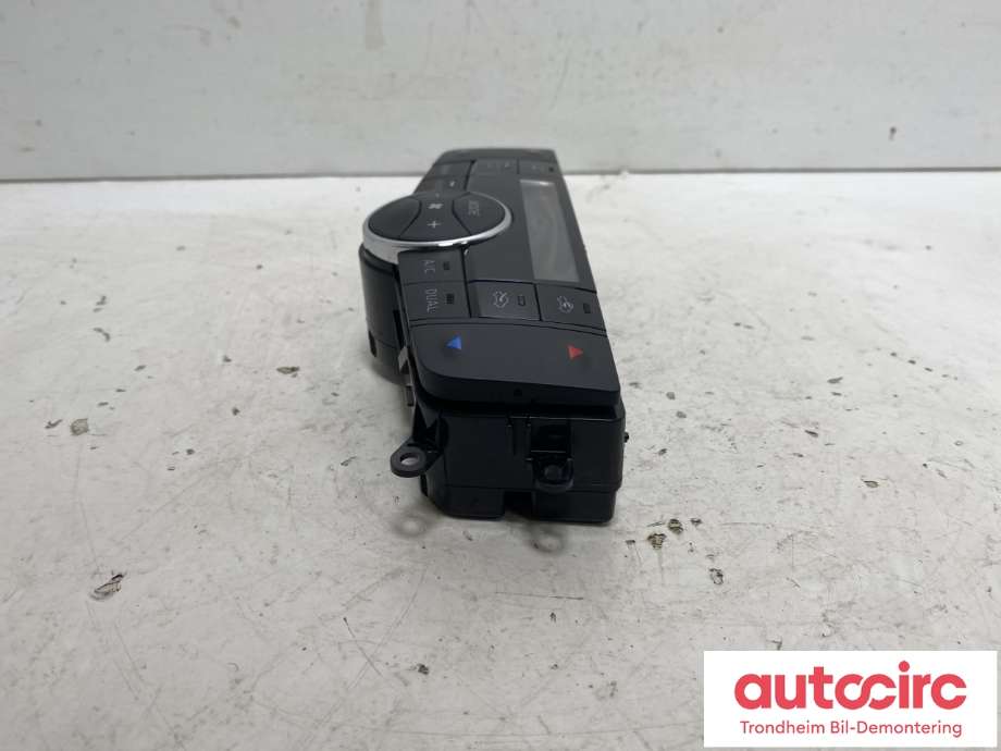 Varmeapparat betjening til Nissan Pulsar 2014-->> (275003ZL0A|)
