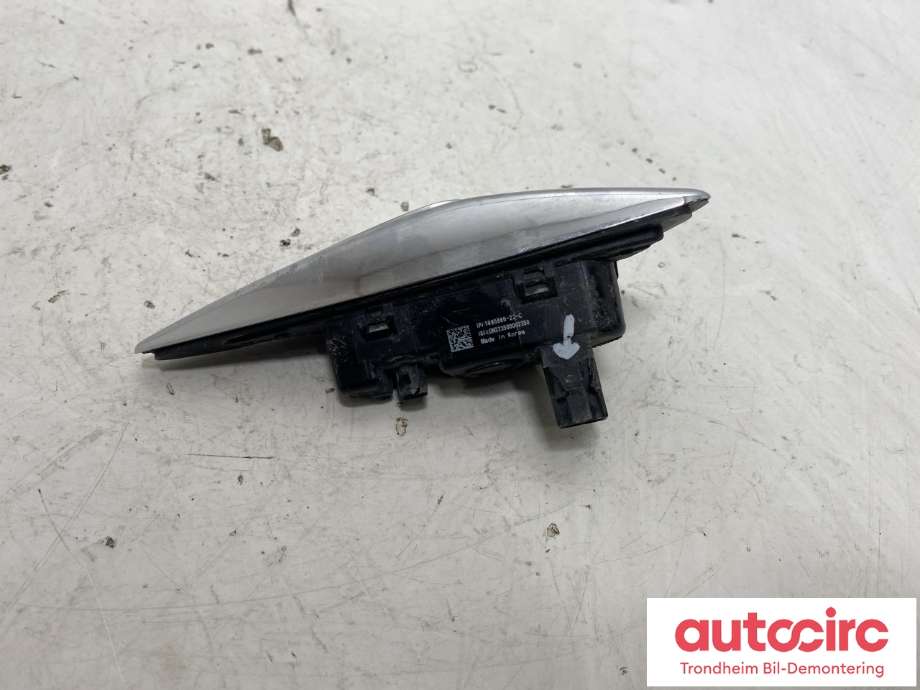 Kamera til Tesla Model X 2016-->> (VENSTRE SIDE|1495866-22-C|)