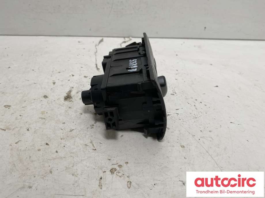 Bryter lys til Mercedes ML 2005-2011 (W164) (W164) (A1645450304|A16454503049116|)