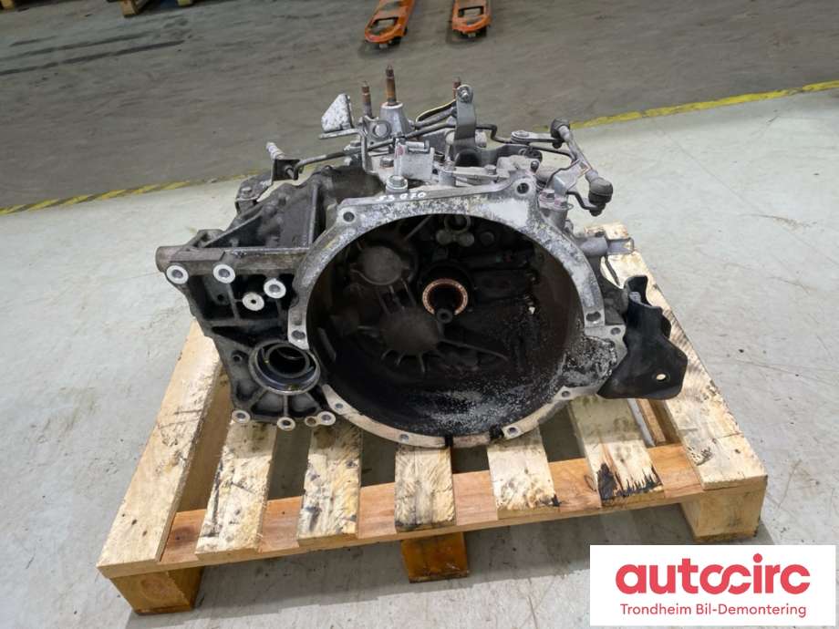 Girkasse 4WD hovedkasse til Mitsubishi Outlander, 2010-2012 (Type II, Fase 2)  (2500A247)
