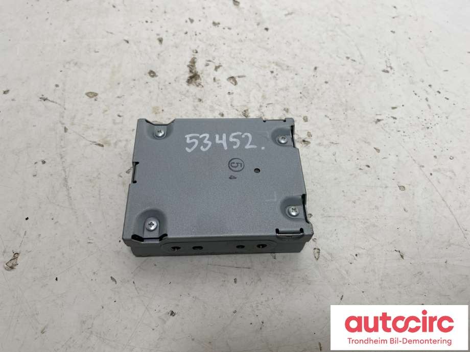 Antenne forsterker til Mitsubishi Outlander 2012-2015 (Type III, Fase 1)  (8750A299|)