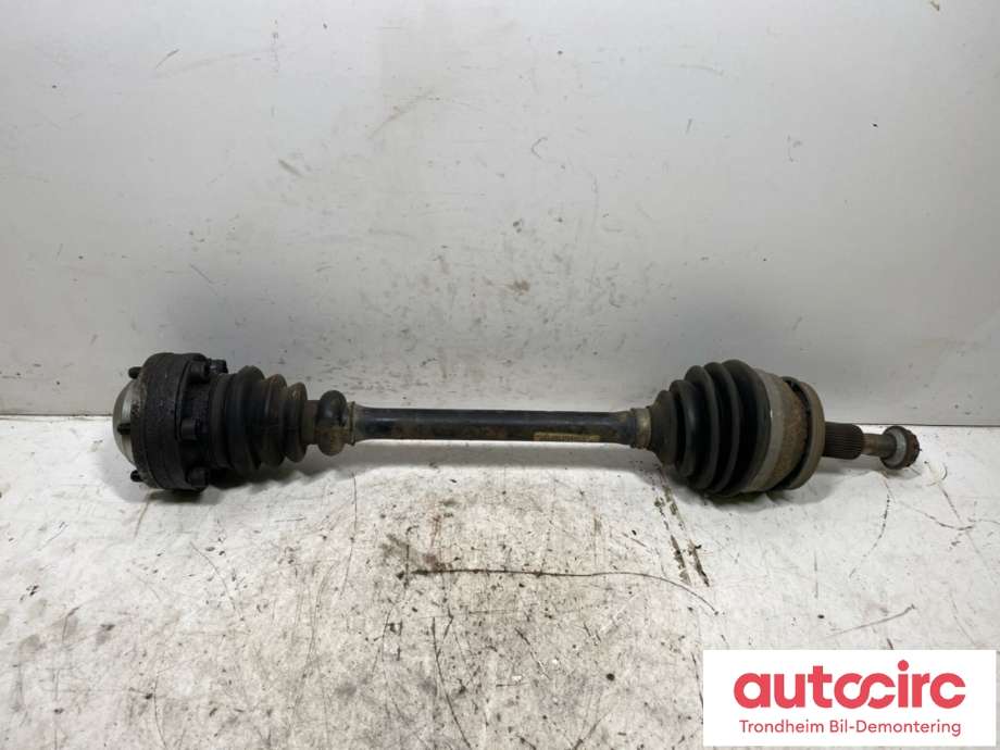 Drivaksel venstre foran, diesel/manuell til VW Transporter / Caravelle 2003-2009 (Fase 1) (T5) (T5) (7E0 407 271 N|7E0 407 271 AA|7H0 407 451 JX)